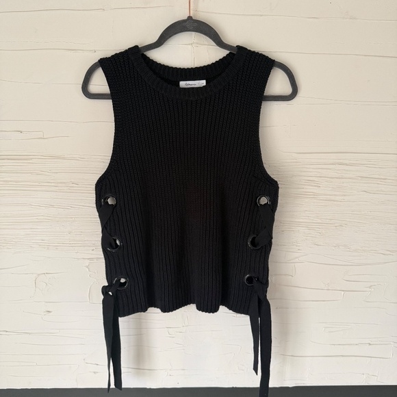 NWT! Reitmans Knit Vest | Size Small | Black with Side Tie-Ups - Picture 3 of 8